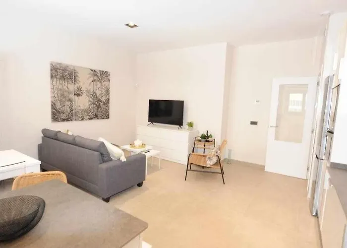 Estupendo Piso Nuevo En Playa Victoria * 加的斯