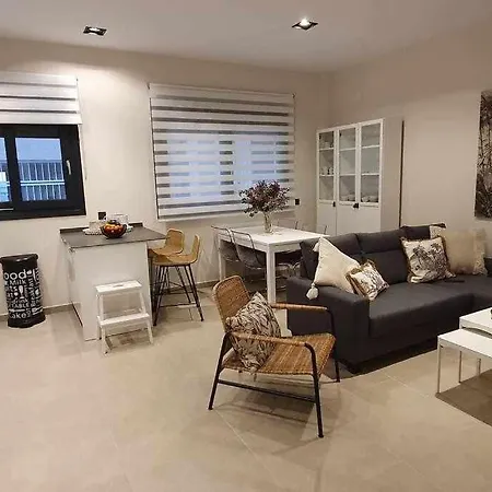 Estupendo Piso Nuevo En Playa Victoria