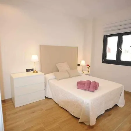 Estupendo Piso Nuevo En Playa Victoria * Cádiz