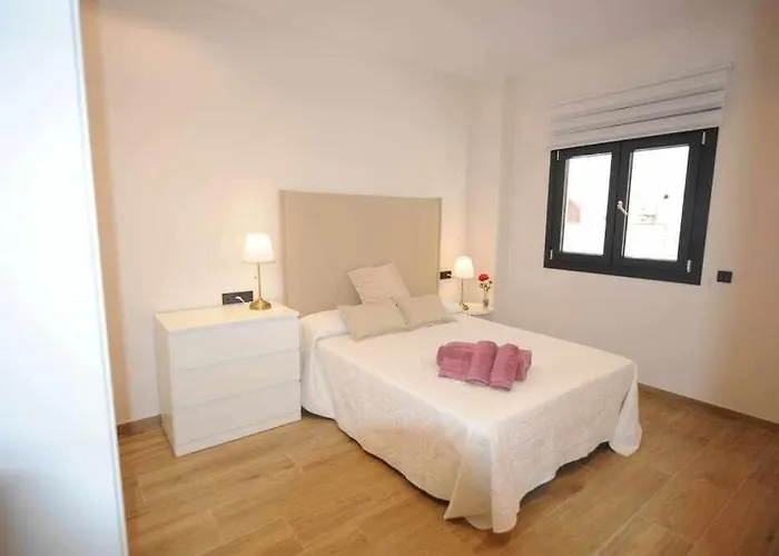 Estupendo Piso Nuevo En Playa Victoria * Cadix